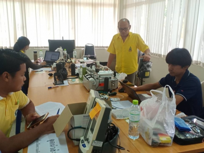 ส่งเครื่องวัดความดันโลหิตดิจิตอล Cal. ตามโครงการเฉลิมพระเกียรติฯ 62